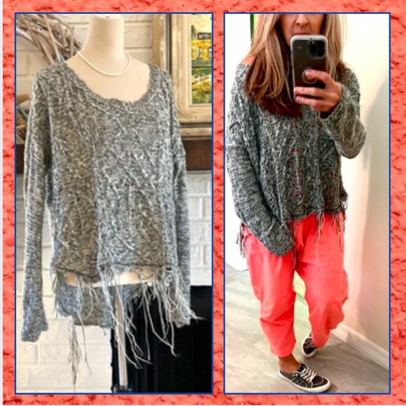 En Creme Sweaters - En Creme,Over-Sized Deconstructed Knit Pull-Over Sweater, Excellent Condition,Lg